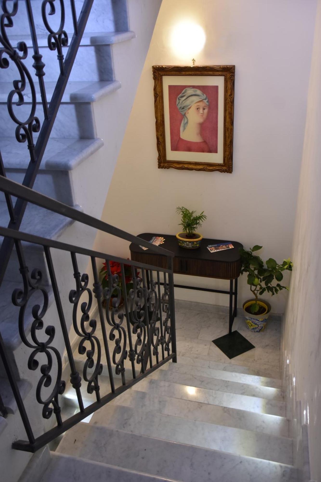 Gloden House Apartments Таорміна Екстер'єр фото
